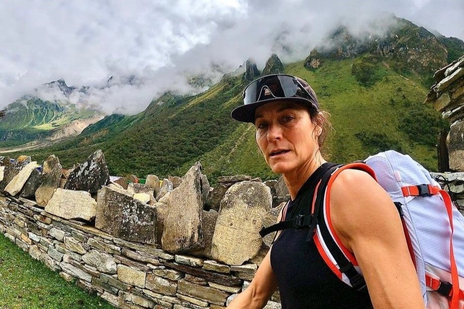 Nữ VĐV đầu tiên leo đỉnh Everest mất tích khi chinh phục núi ở Nepal - Ảnh 1.
