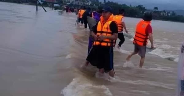 Xót thương nữ hiệu trưởng ở Thái Nguyên không may bị lũ cuốn tử vong - Ảnh 2.