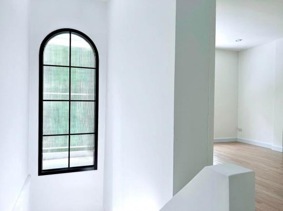 Cải tạo nhà phố cũ thành không gian 'xinh sang' chẳng kém trời Âu, hợp phong cách với những ai thích nhẹ nhàng, tối giản - Ảnh 6. Cải tạo nhà phố cũ thành không gian 'xinh sang' chẳng kém trời Âu, hợp phong cách với những ai thích nhẹ nhàng, tối giản - Ảnh 6.
