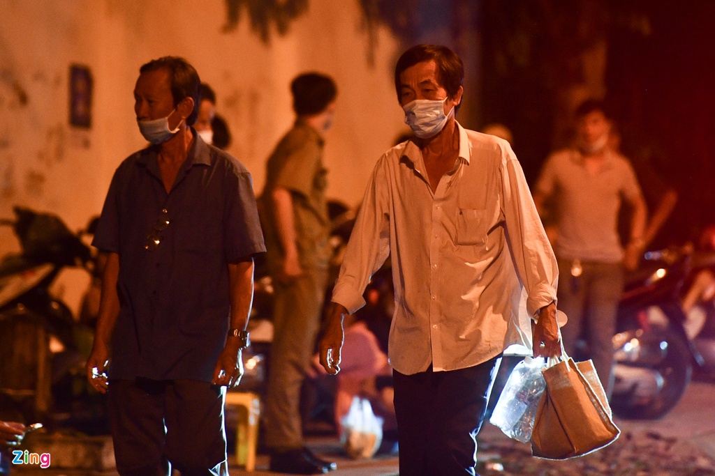 Bi kịch x&oacute;t xa sau vụ ch&aacute;y qu&aacute;n karaoke l&agrave;m 33 người tử vong - Ảnh 3.