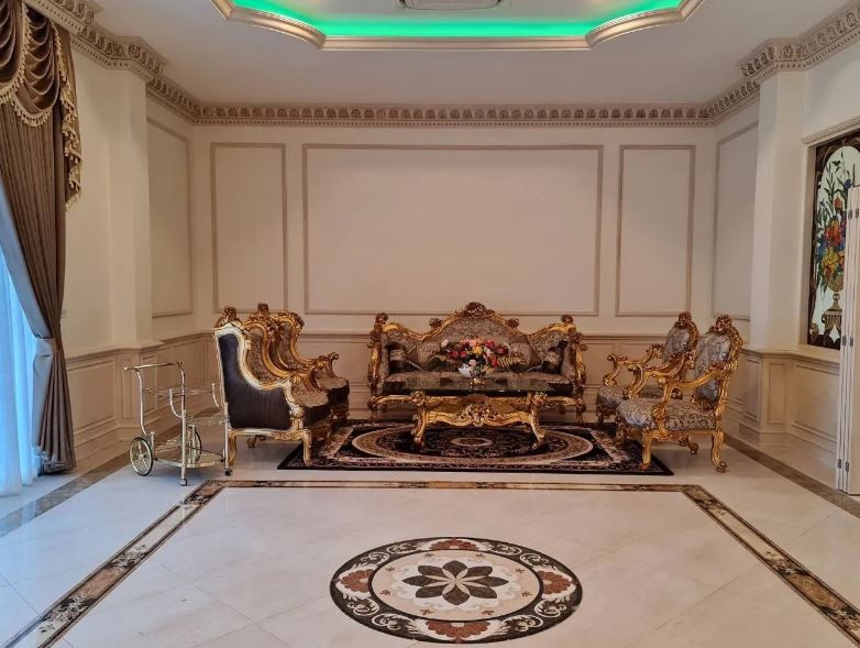 Bất ngờ l&yacute; do rao b&aacute;n si&ecirc;u biệt thự trăm tỷ c&ugrave;ng &lsquo;n&uacute;i' qu&agrave; tặng - Ảnh 3.