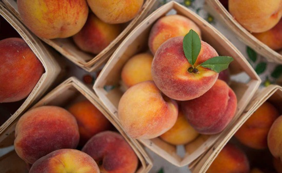 peach-fruit-benefits-1296x728-feature-1650425518013692115138.jpeg