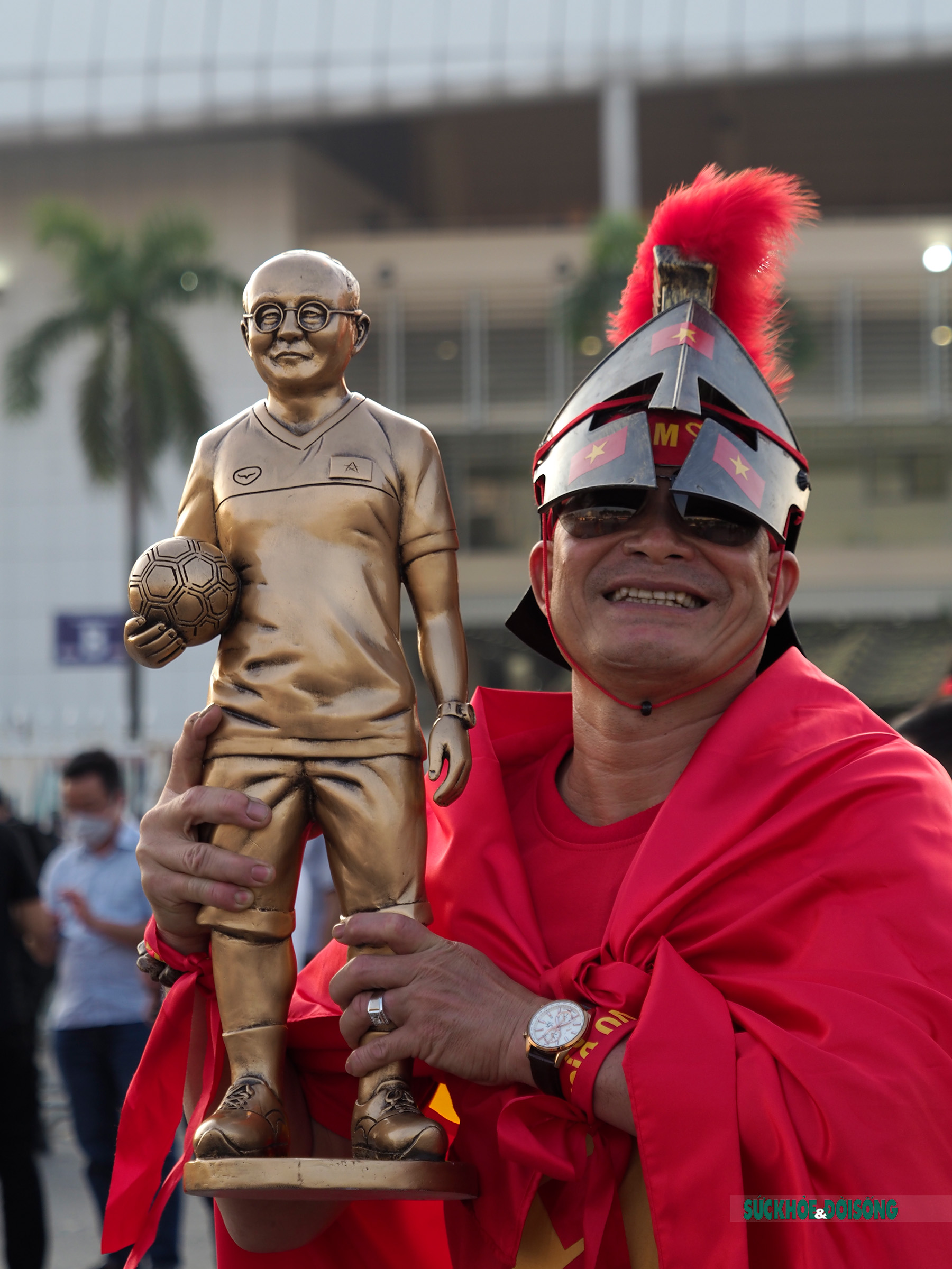 Mỹ Đ&igrave;nh 'rực lửa' trước giờ khai m&agrave;n chung kết Việt Nam vs Th&aacute;i Lan - Ảnh 6.