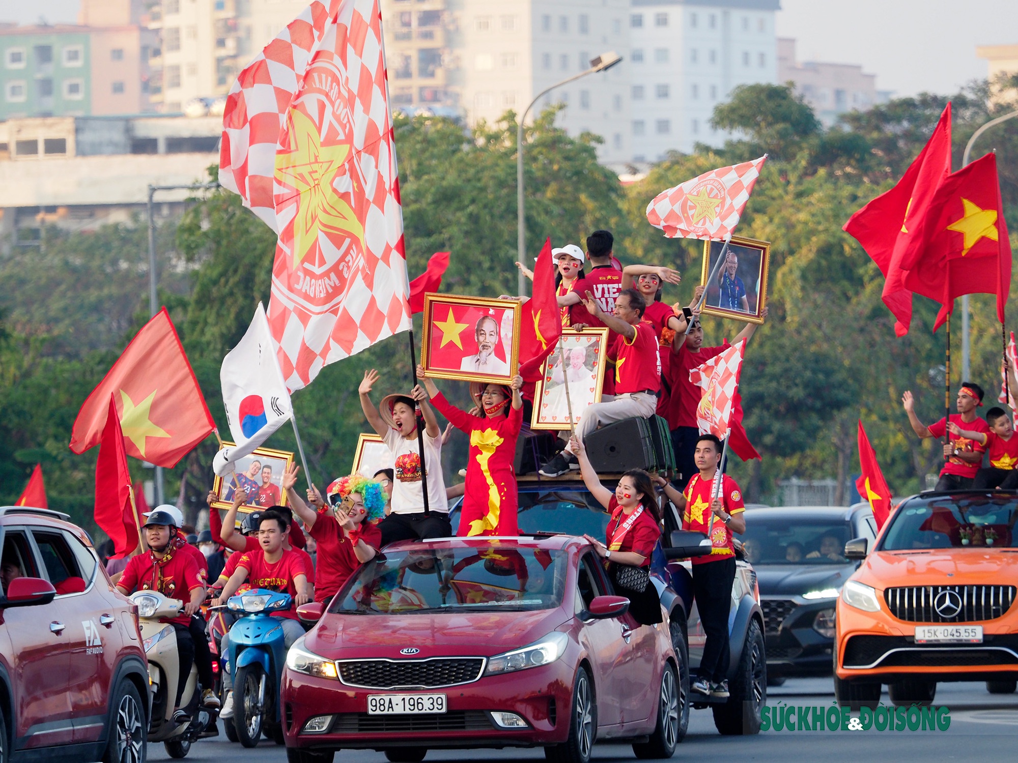 Mỹ Đ&igrave;nh 'rực lửa' trước giờ khai m&agrave;n chung kết Việt Nam vs Th&aacute;i Lan - Ảnh 3.