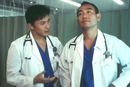 'Bật ngửa' với nhan sắc như trai trẻ của sao nam U60 n&agrave;y: Diễn 30 năm chưa chịu gi&agrave;, c&ograve;n đ&oacute;ng con của bạn đồng ni&ecirc;n - Ảnh 3.