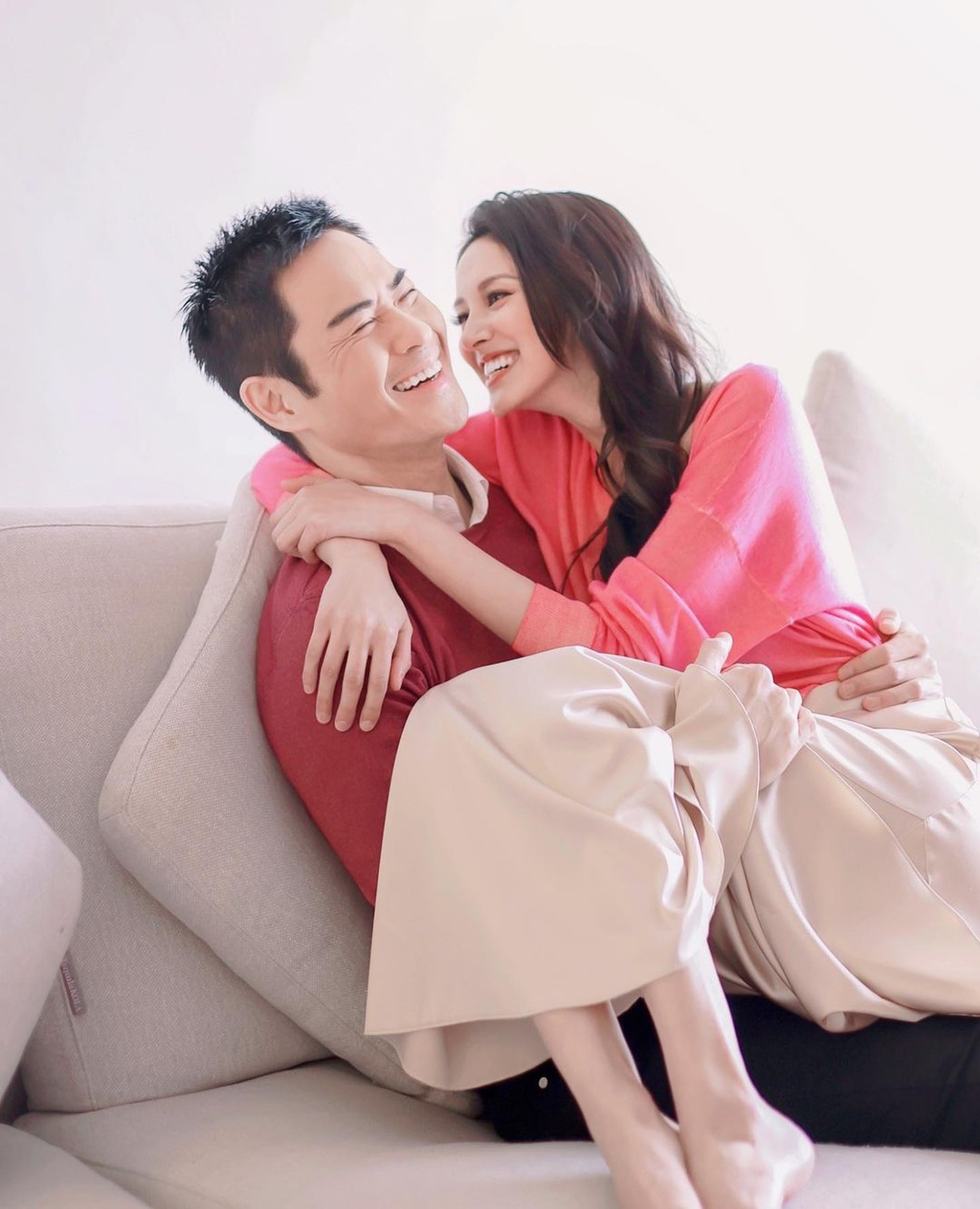 Hôn nhân hạnh phúc của tài tử Trịnh Gia Dĩnh và hoa hậu kém 22 tuổi - Ảnh 7.