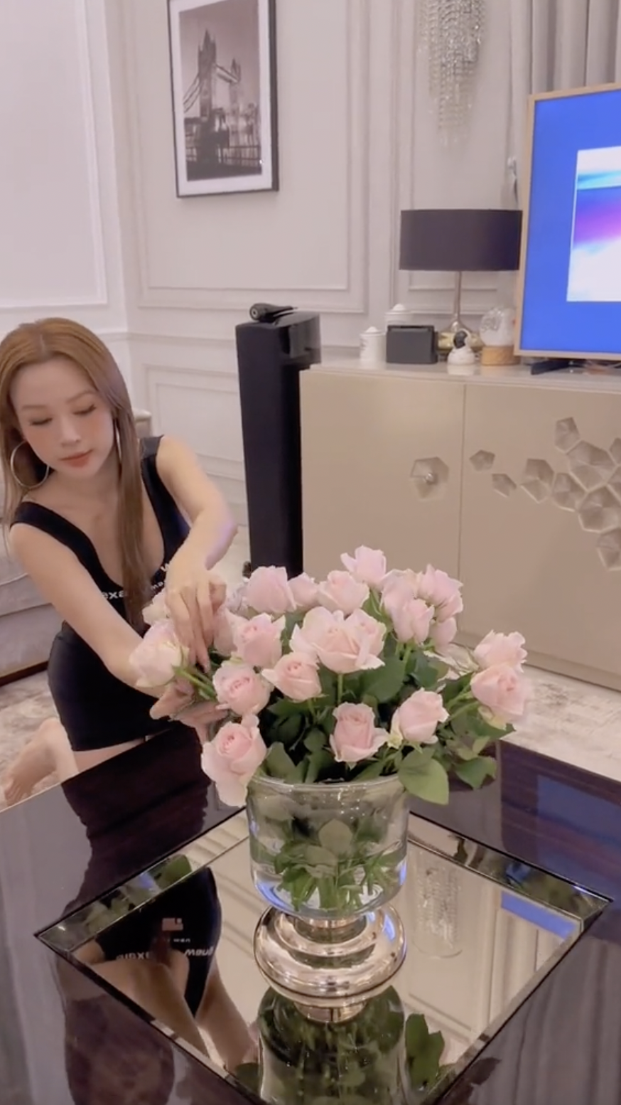 Hội d&acirc;u h&agrave;o m&ocirc;n tưng bừng đ&oacute;n Tết: Người b&agrave;y tiệc sang chảnh, người mạnh tay sắm sanh - Ảnh 1.