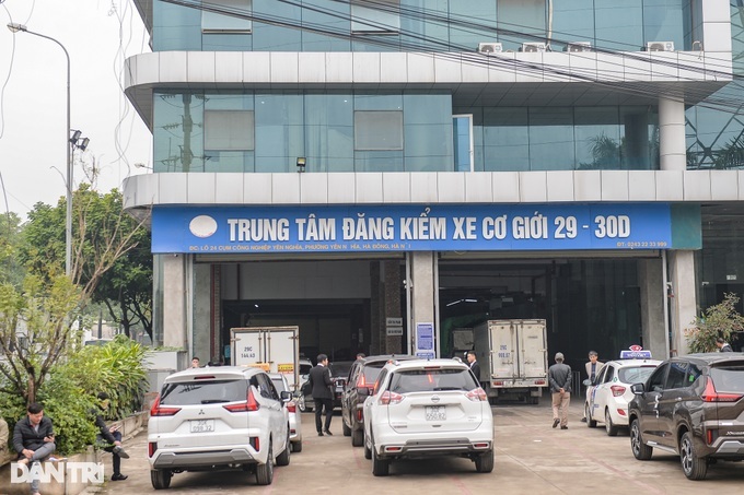 19 trung tâm đăng kiểm xe cơ giới ở Hà Nội hoạt động xuyên Tết - Ảnh 1.