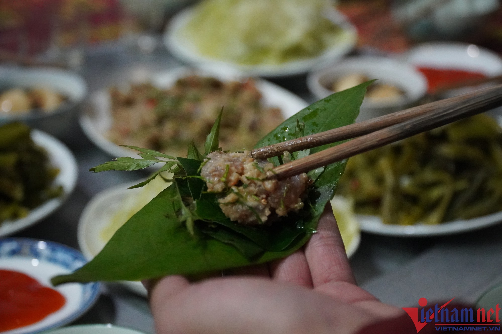 Nem cá, món ăn không thể thiếu trong dịp Tết của người Thái xứ Thanh - Ảnh 8.