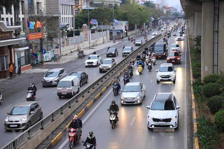 Giao thông thuận lợi trong ngày đi làm đầu tiên sau kỳ nghỉ Tết  - Ảnh 1.