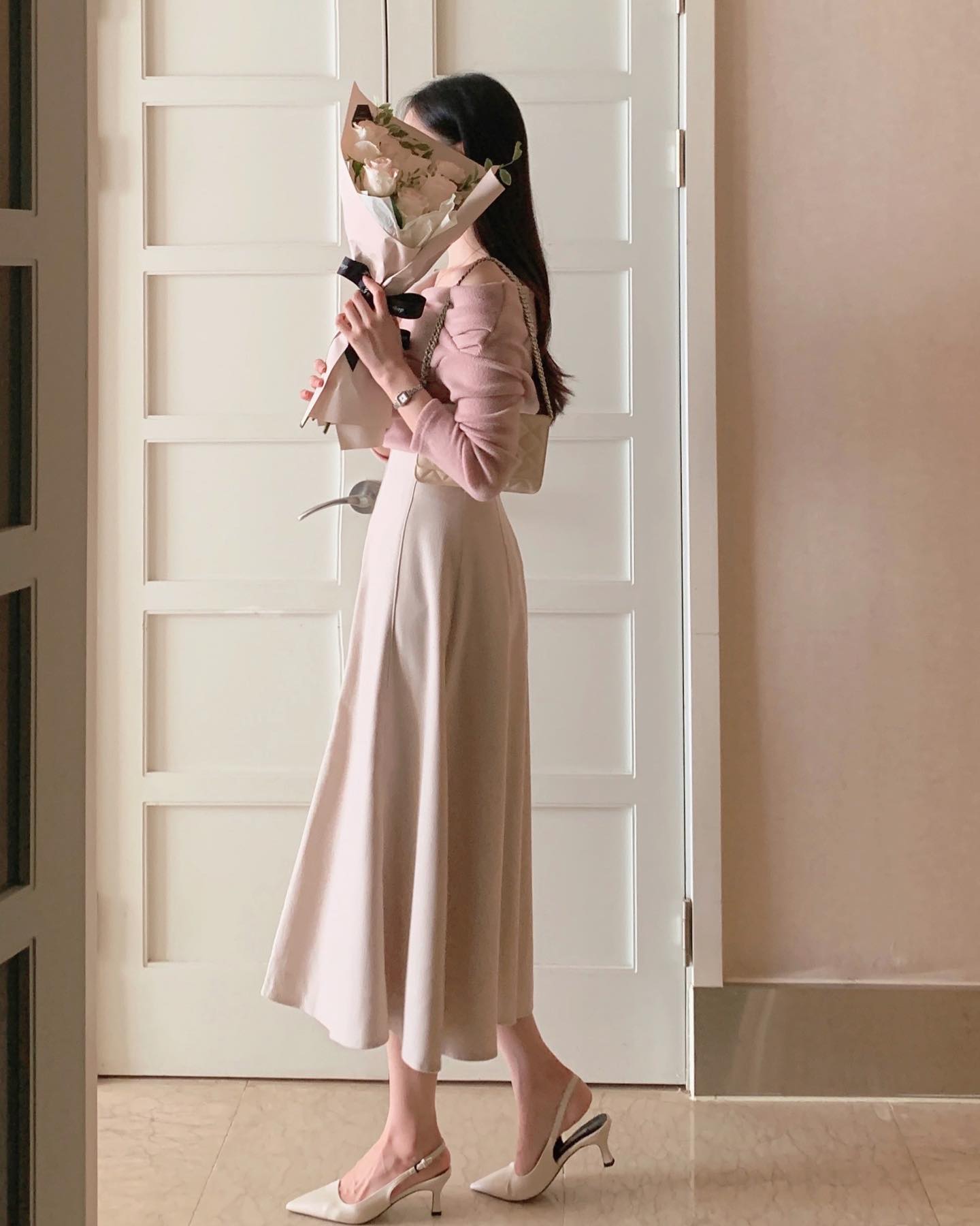 Trang Phục Nữ Đi Làm Mẫu Mới Thu Năm 2023 Váy Liền Công Sở Cổ Áo Vest Màu  Đen Dáng Gầy Ghép Thời Trang Khí Chất Cao Cấp  Lazadavn