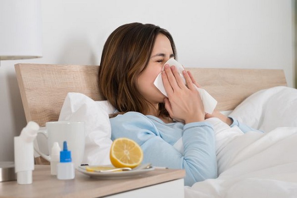Từ vụ nhập viện hơn 2 tháng vì điều trị cúm sai cách, chuyên gia hướng dẫn khi mắc cúm cần làm ngay việc này để phòng biến chứng - Ảnh 2.