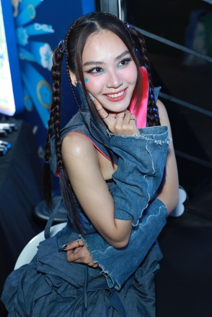 Hoa hậu Mai Phương lên tiếng khi bị chỉ trích vui quá đà làm mất hình ảnh: 'Nhún nhảy, bung xõa không có nghĩa tôi là xấu' - Ảnh 2.