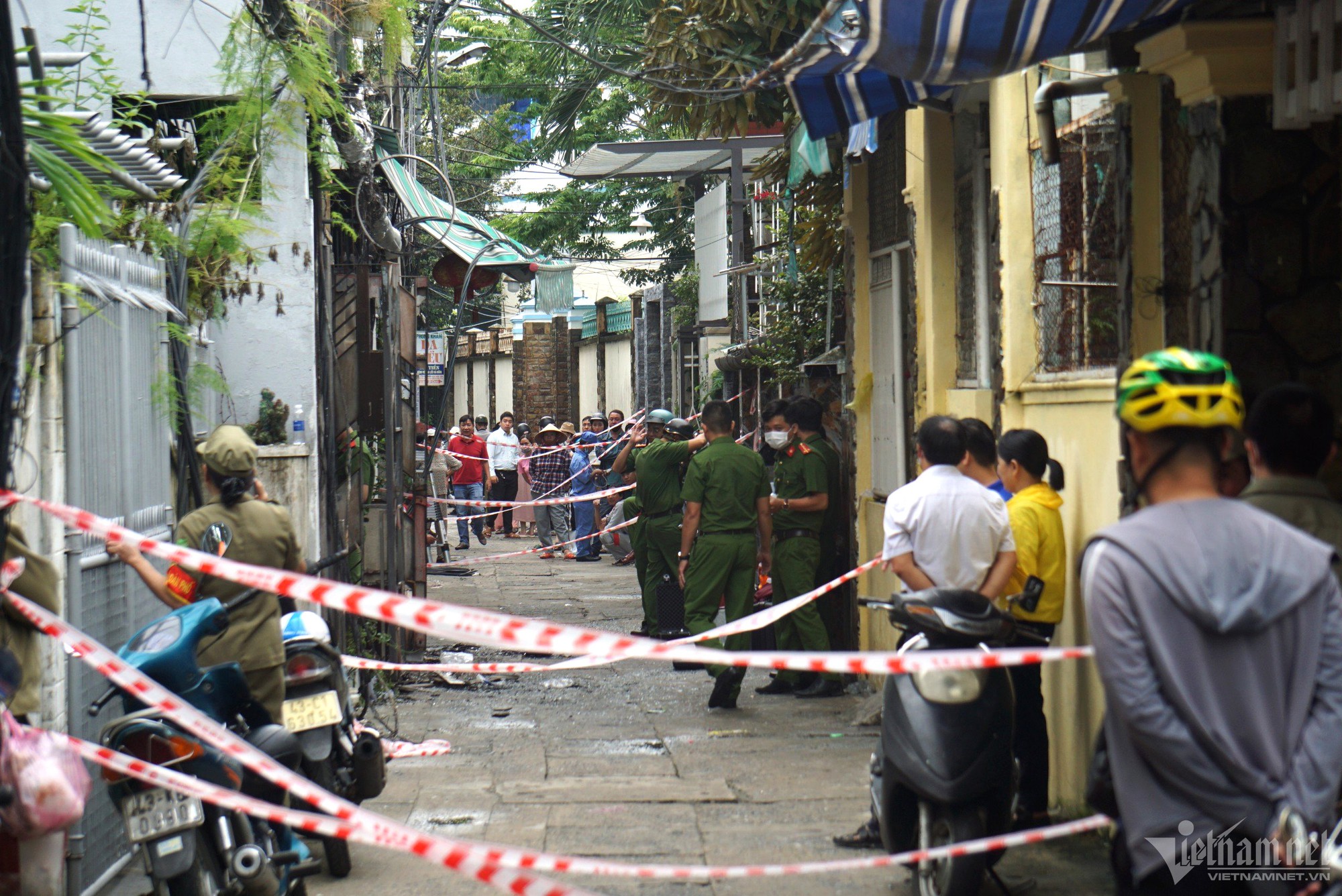 Nhân chứng vụ cháy nhà ở Đà Nẵng kể lại phút bất lực khi thấy khói lửa bao trùm - Ảnh 2.