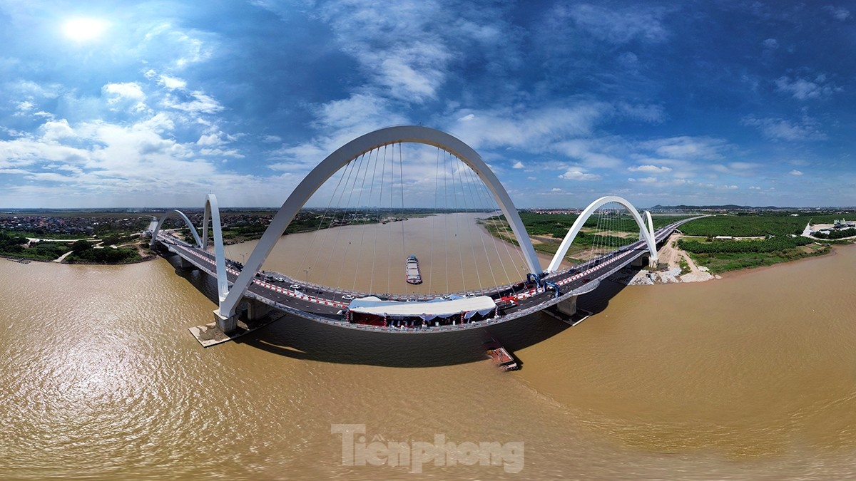 Độc lạ cầu vòm thép cao nhất Việt Nam vừa khánh thành - Ảnh 5.