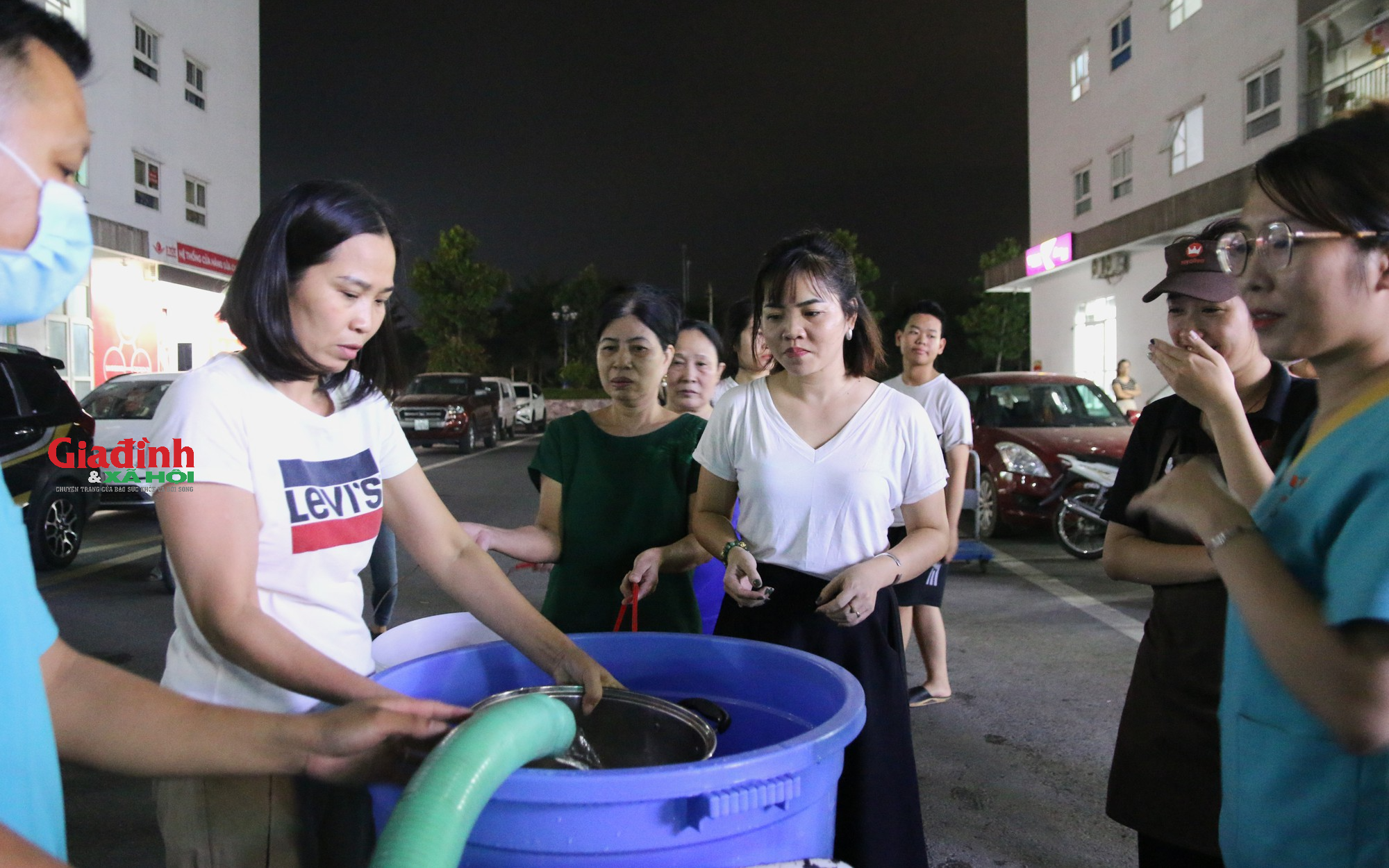 Sau chỉ đạo của Bí thư Hà Nội, người dân khu đô thị Thanh Hà vẫn "khát nước sạch"