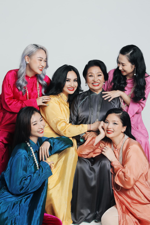 Mẹ ruột, em dâu và con gái chung -riêng nhà Thanh Lam hạnh phúc trong một khung hình - Ảnh 5.
