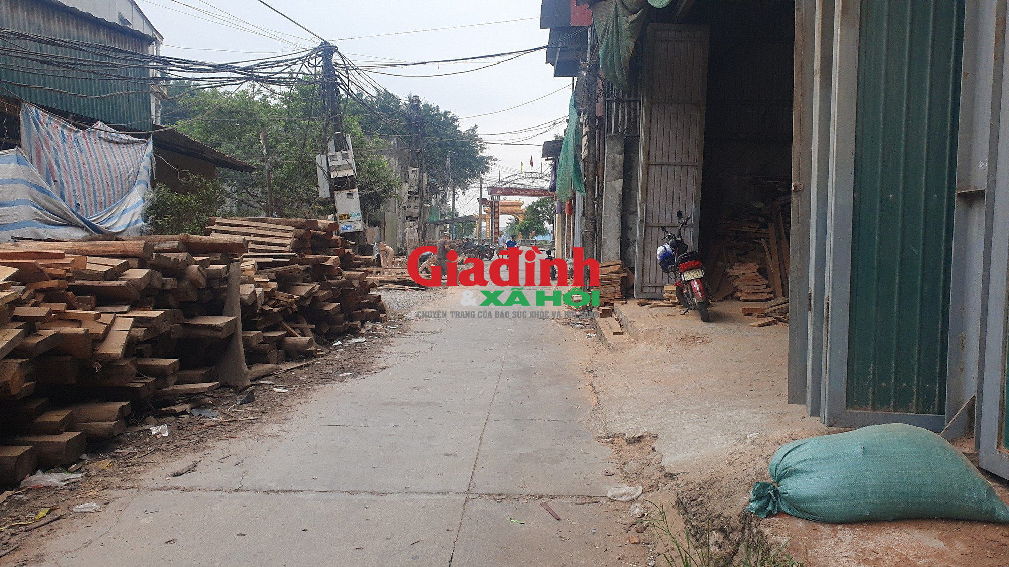 Nam Định: Ám ảnh các cơ sở sản xuất đồ gỗ gây ô nhiễm ở Ý Yên - Ảnh 4.