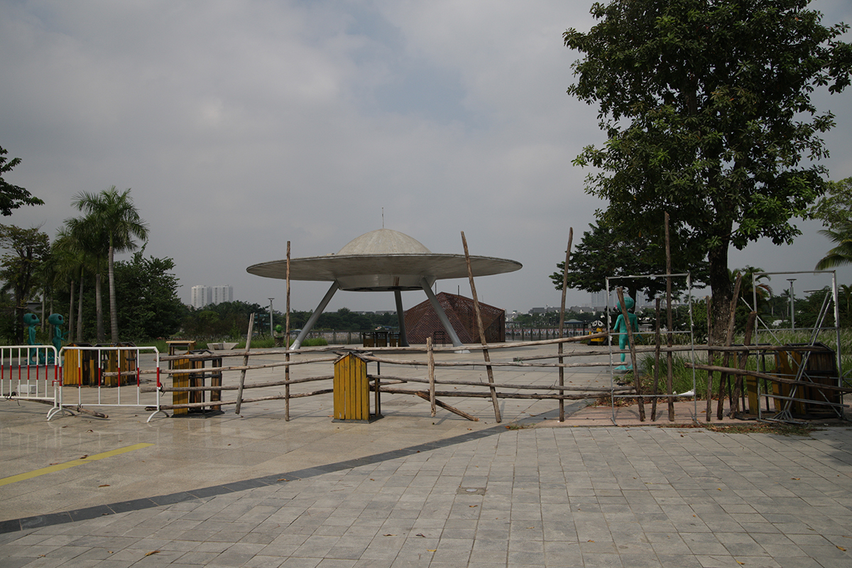 Cận cảnh công viên rộng 12 ha giữa lòng Hà Nội chưa một lần mở cửa đón khách - Ảnh 11.