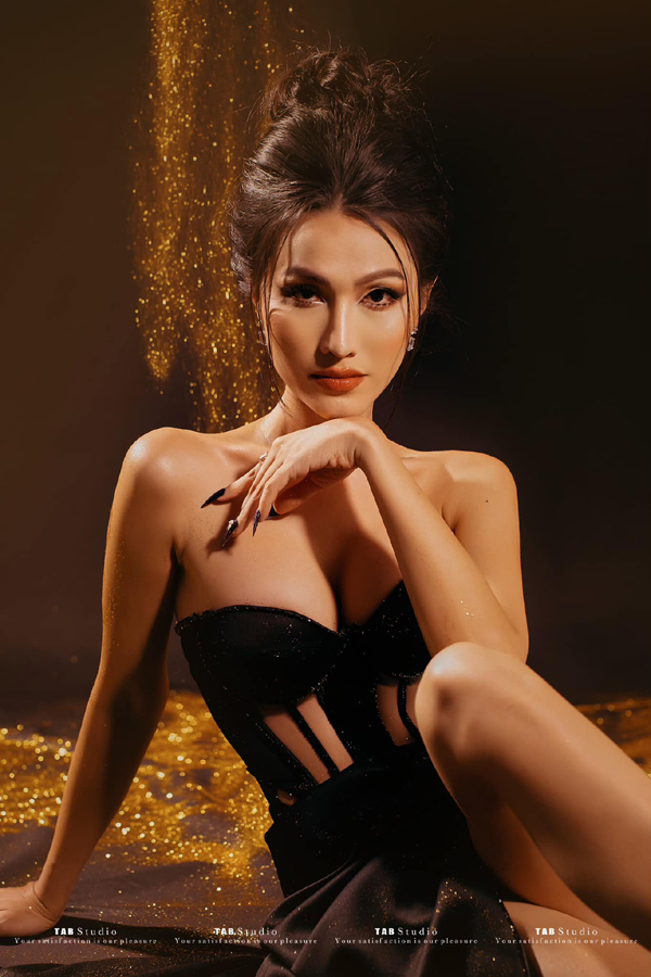 Hoa hậu Chuyển giới Việt Nam đầu tiên sau 8 năm đăng quang: Bụng phẳng lỳ, vòng eo con kiến nhờ thói quen ai cũng nên đọc - Ảnh 2.