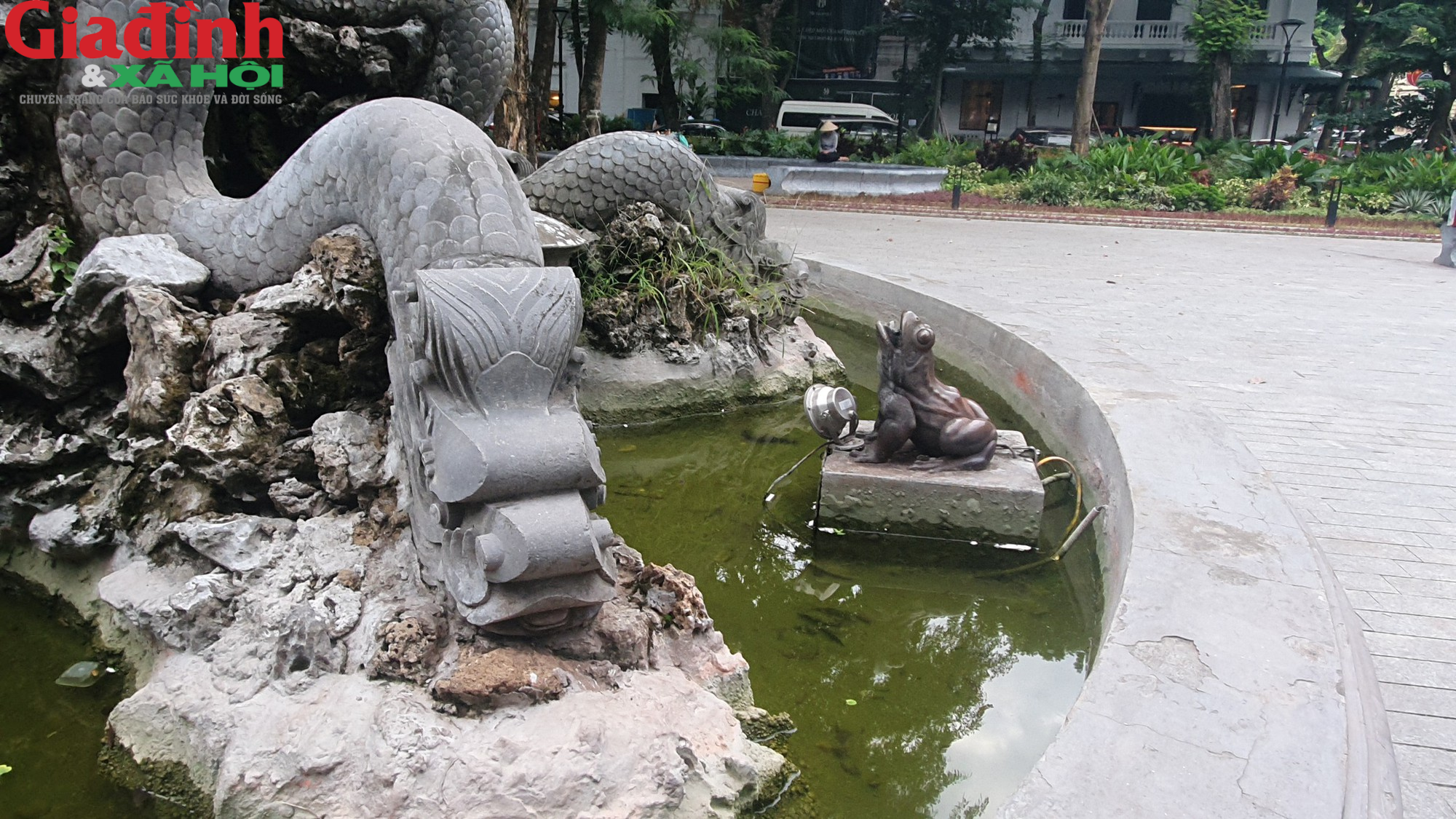 Cận cảnh đài phun nước hơn 120 năm tuổi ở Hoàn Kiếm - Ảnh 7.