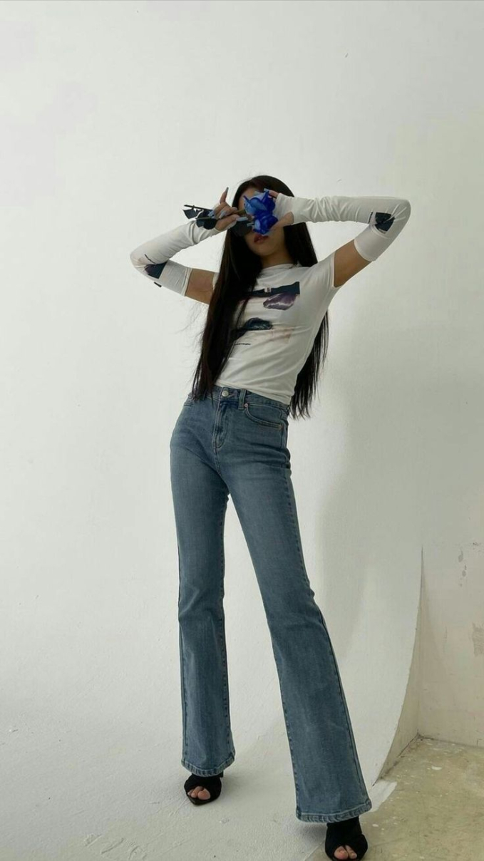Đây là những chiếc quần jeans &quot;chân ái&quot; của Jennie, giúp cô nàng &quot;hack dáng&quot; cao ráo như 1m7 - Ảnh 4.