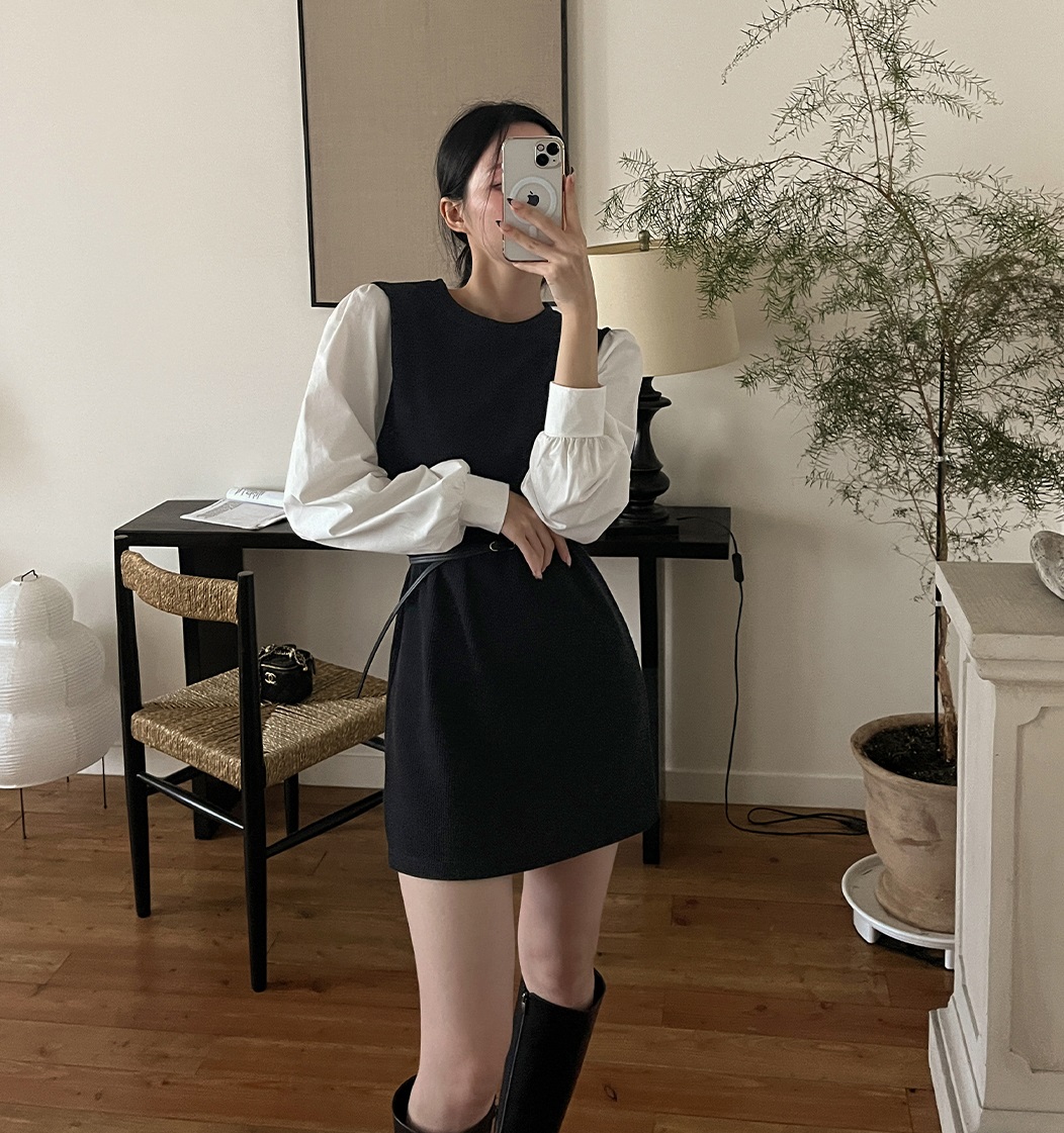 10 cách diện áo blouse tay bồng sang trọng, không bị "sến" - Ảnh 9. 10 cách diện áo blouse tay bồng sang trọng, không bị "sến" - Ảnh 9.