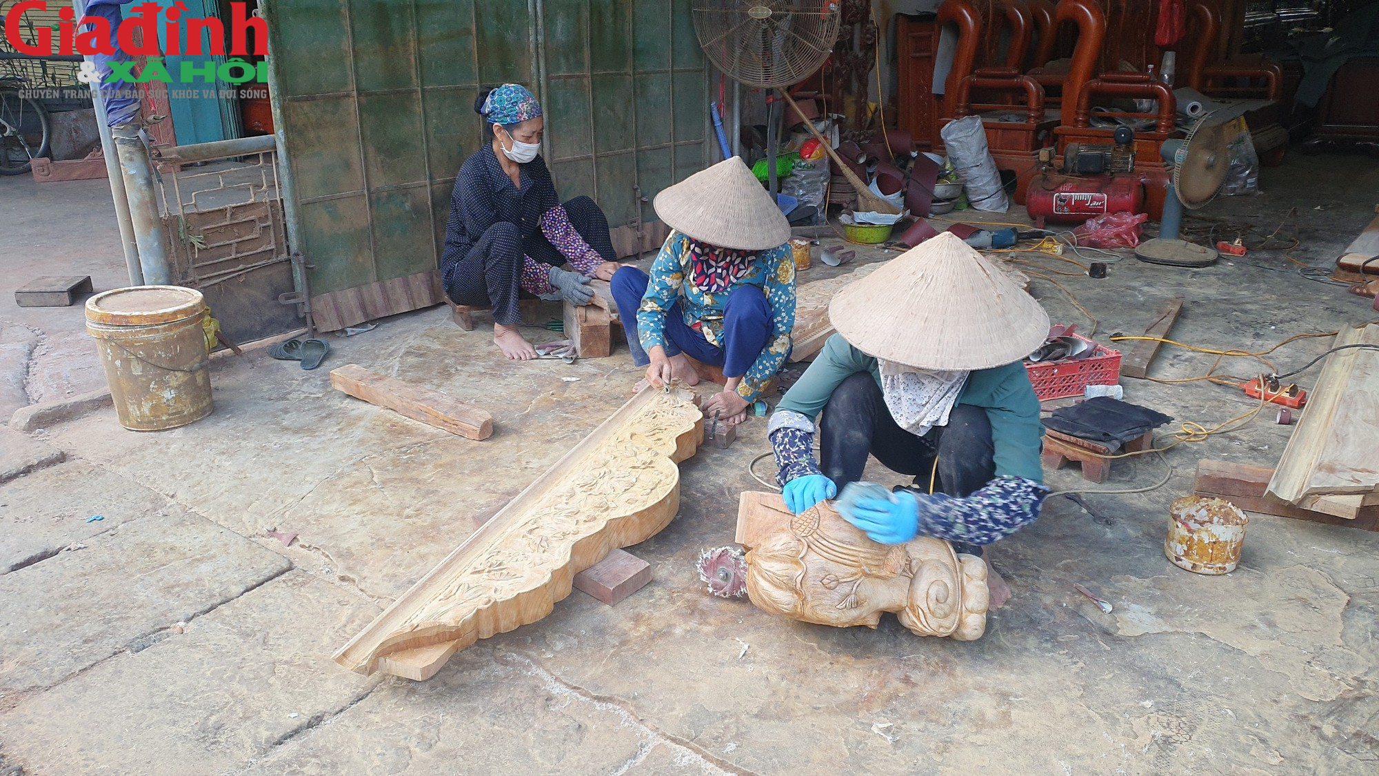 Thâm nhập những điều thú vị về làng nghề điêu khắc gỗ La Xuyên - Ảnh 8.