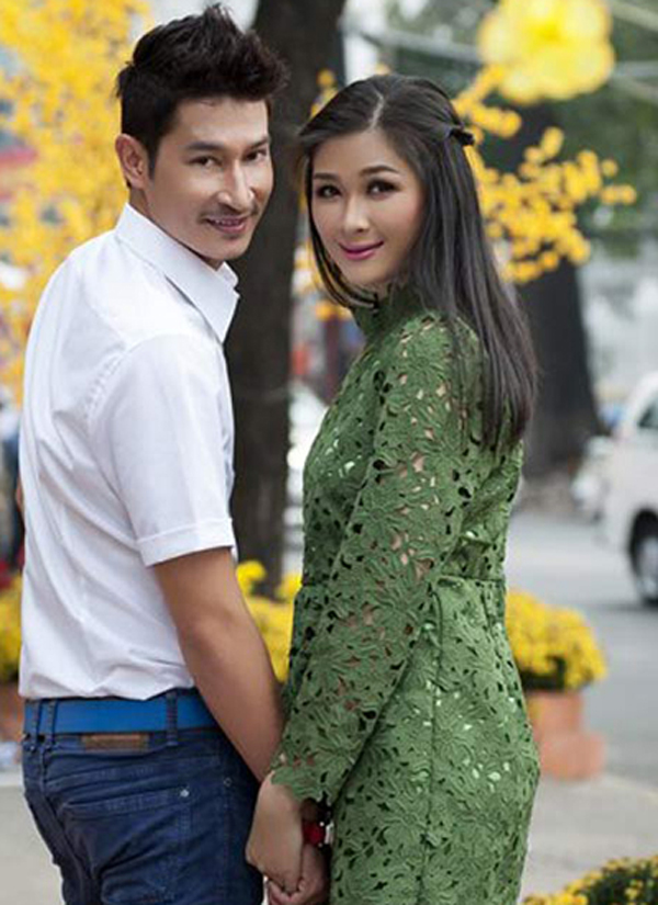 Sao Việt yêu không cưới: Huy Khánh 'hơi ngượng' khi tổ chức hôn lễ với mẹ của con gái - Ảnh 3.