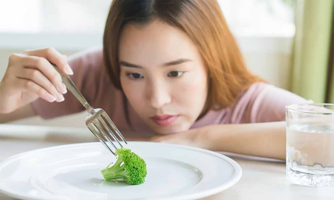 8 tác hại khi nhịn ăn để giảm cân