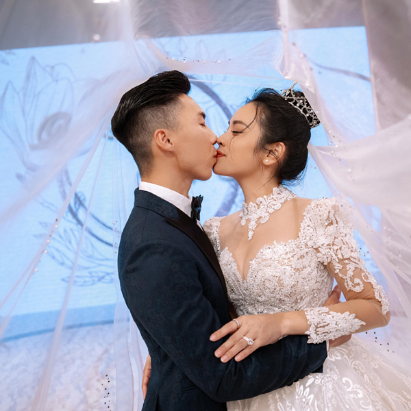 Sao Việt yêu không vội cưới: 'O Sen' Ngọc Mai 3 lần diện áo cô dâu vẫn không có hôn lễ - Ảnh 4.