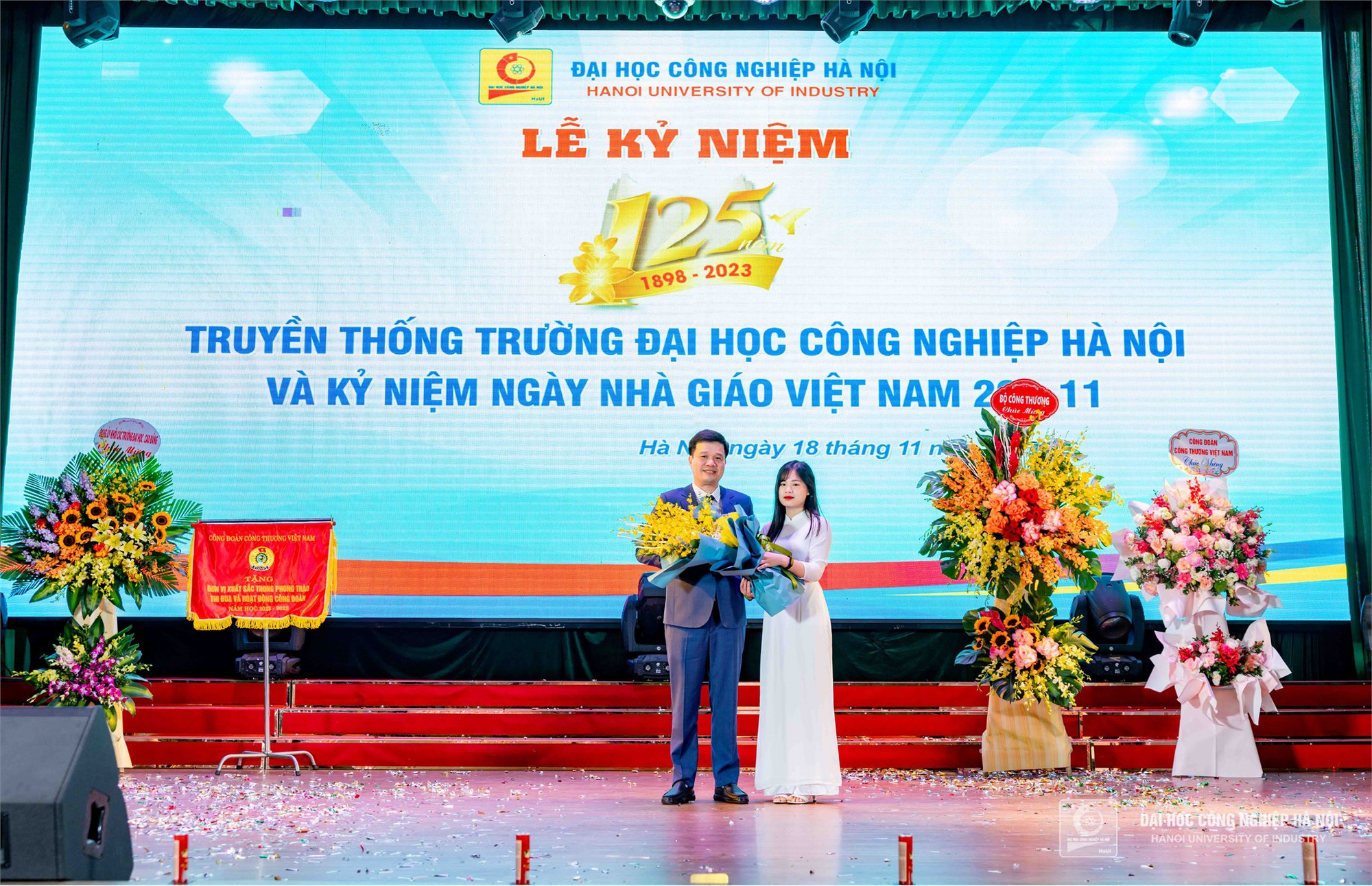 Lễ kỷ niệm 125 năm truyền thống Trường Đại học Công nghiệp Hà Nội (1898 – 2023) và 41 năm Ngày Nhà giáo Việt Nam 20/11 - Ảnh 10.