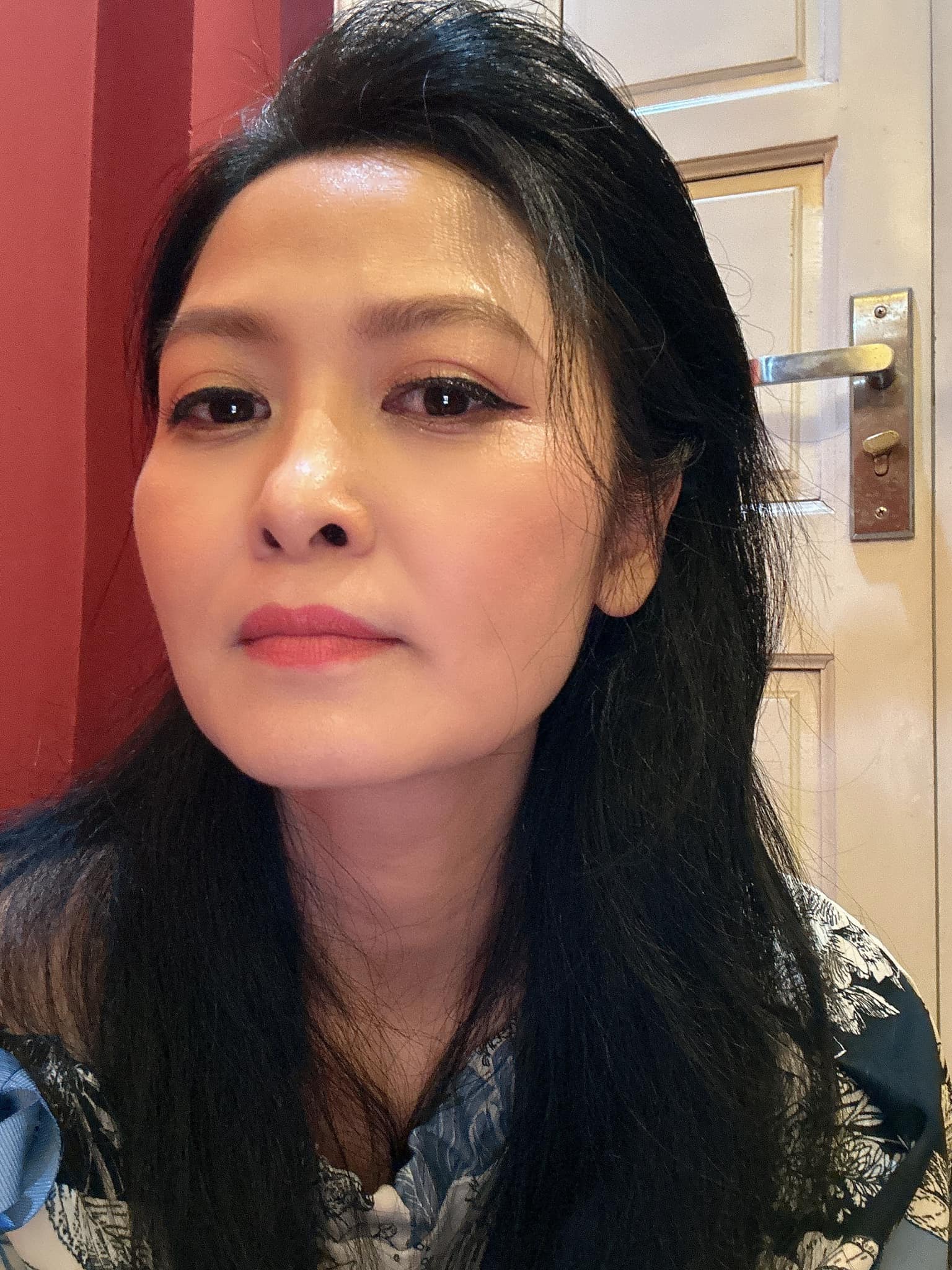 Sắc vóc Thúy Hà - 'vợ' nghệ sĩ Trung Anh trong 'Chúng ta của 8 năm sau' - Ảnh 3.