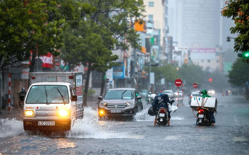 Miền Trung sắp đón đợt mưa rất lớn, nhiều tỉnh thành có bị lũ lụt?