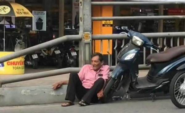 Hình ảnh 2 tài tử 'Biệt động Sài Gòn' gặp nhau tuổi xế chiều: Sống trong bệnh tật, kinh tế kiệt quệ - Ảnh 6.
