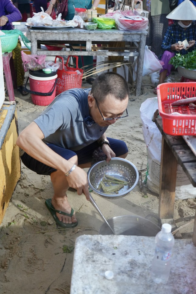 MC Lại Văn Sâm và nguyên tắc 'không ai được đụng vào mặt tôi' - Ảnh 8.