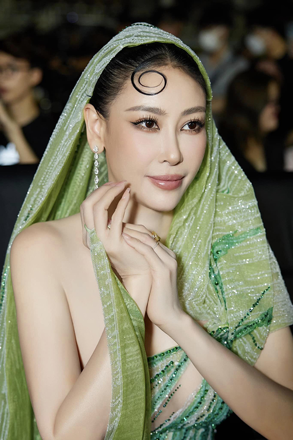 Hoa hậu Việt Nam 'số hưởng': Hà Kiều Anh viên mãn từ sự nghiệp lẫn hôn nhân - Ảnh 4.