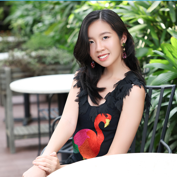 Nhan sắc tuổi 20 của con gái MC Thanh Mai - Ảnh 4.