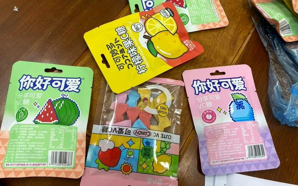 Lạng Sơn: Xác minh thông tin kẹo chứa chất ma túy bán ở cổng trường học