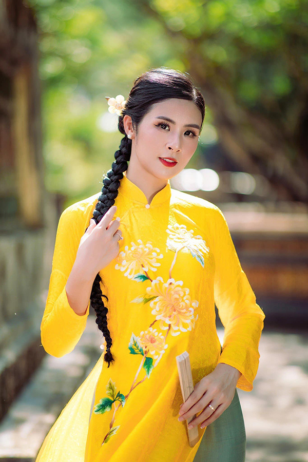 Hoa hậu Việt Nam hôn nhân viên mãn: Ngọc Hân 2 bàn tay trắng tạo nên sự nghiệp, tổ ấm bình yên - Ảnh 3.
