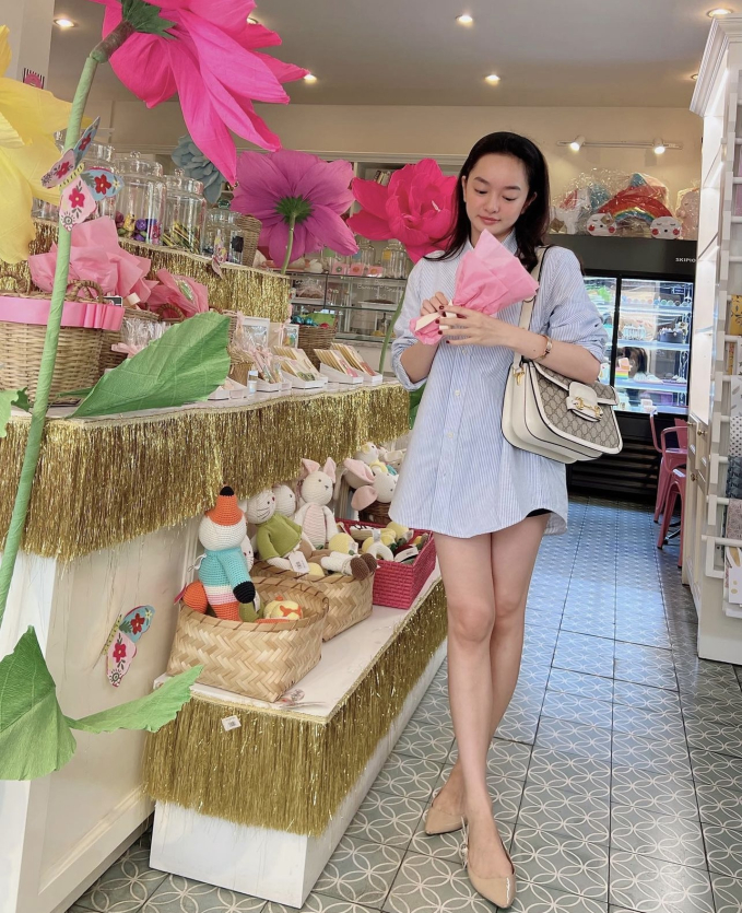 “Mợ Ba" Kaity Nguyễn: Style ngoài đời đơn giản nhưng vẫn sang, cực mê 1 item diện hoài không chán - Ảnh 13.