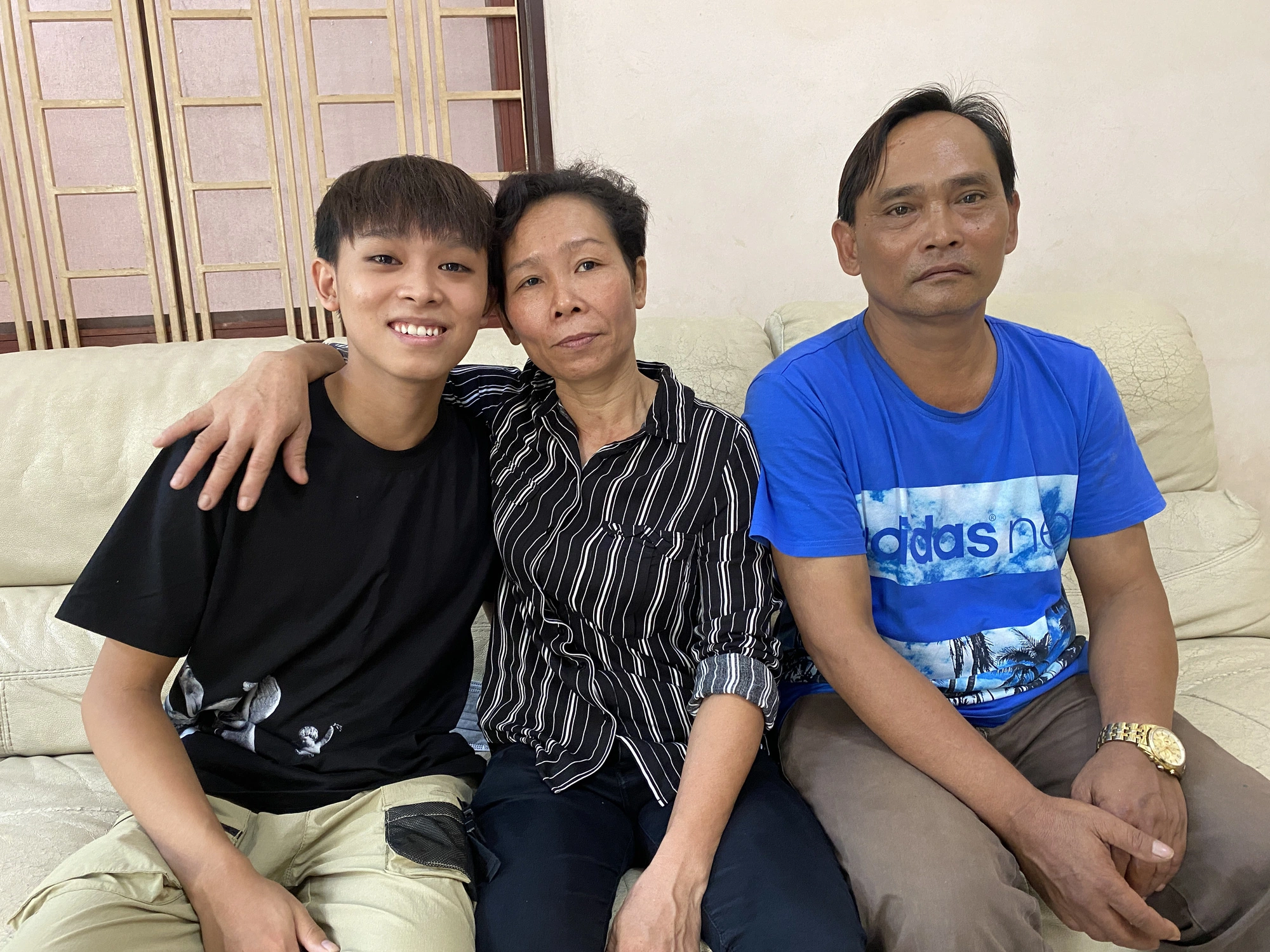 Cuộc sống hiện tại của Hồ Văn Cường: Ở nhà thuê, vừa lo cho bố mẹ vừa lo cho 2 cháu - Ảnh 2.