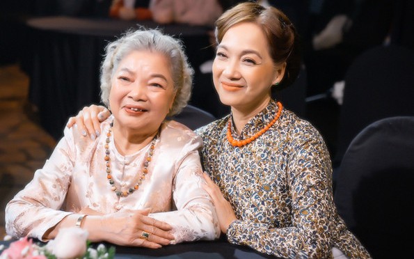Vì sao ở tuổi 85, nghệ sĩ Lê Mai mới được phong NSƯT?
