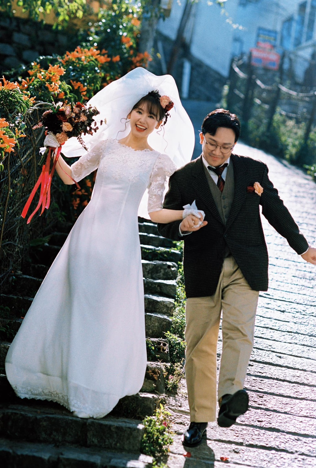 Trấn Thành kỷ niệm ngày cưới Hari Won: 7 năm làm chồng, 6 năm làm &quot;osin&quot; - Ảnh 2.