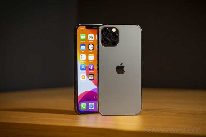 Giá iPhone 12 Pro, iPhone 12 Pro Max cũ giảm không phanh, rẻ hơn cả iPhone 11: Công nghệ có khác gì iPhone 15? - Ảnh 3.