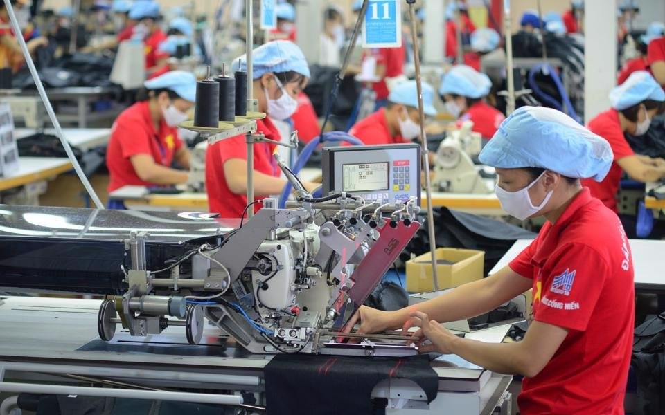 Hà Nội công bố mức thưởng Tết 2024, mức cao nhất người lao động được nhận lên tới ‘8 số 0’