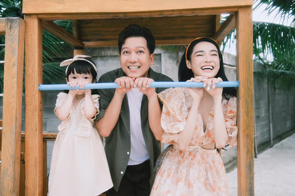 Mỹ nhân Việt đón 'tin vui' năm 2023: Nhã Phương sinh con trai, ít xuất hiện ở showbiz tận hưởng niềm vui làm mẹ - Ảnh 10.