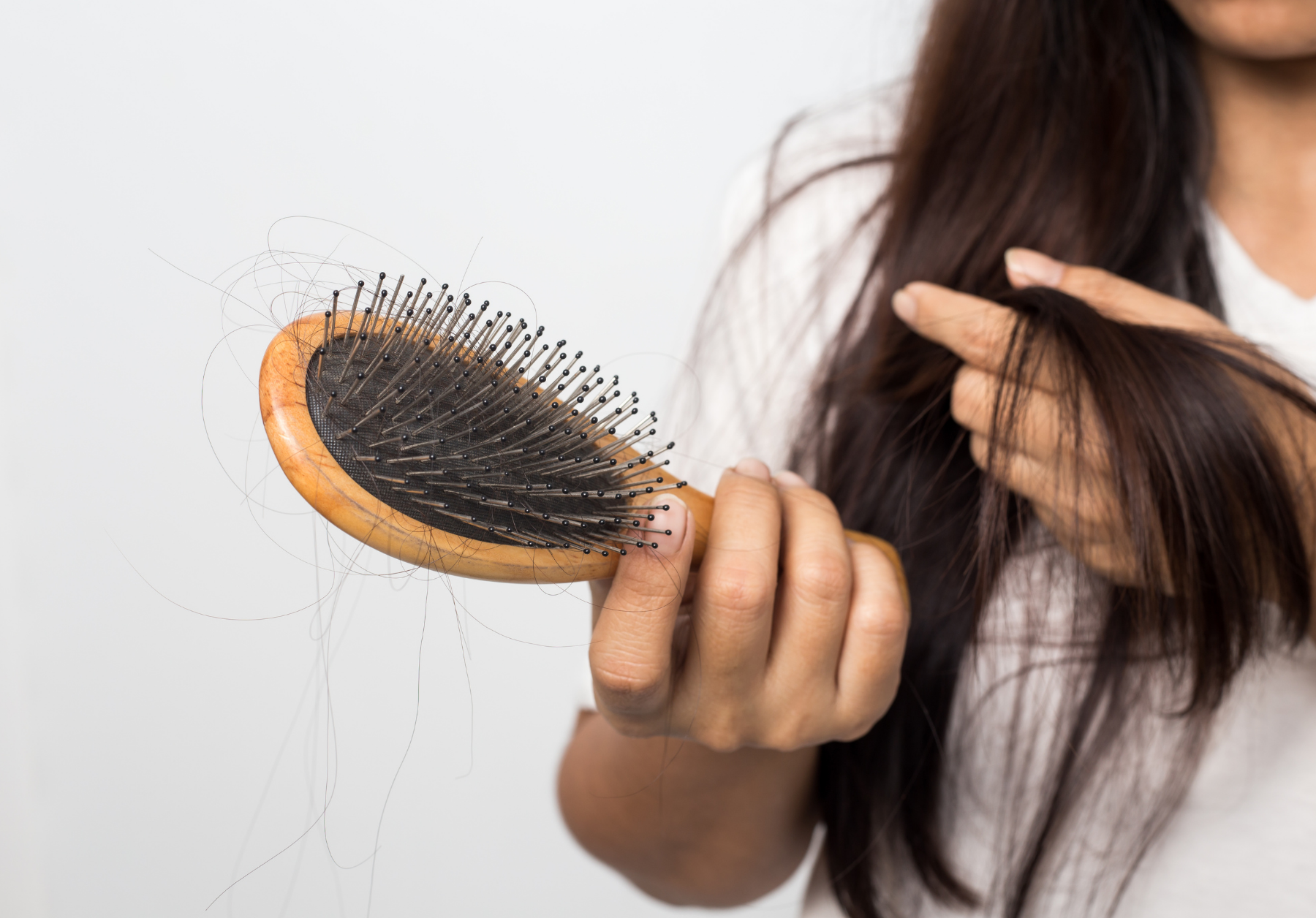 Các biện pháp tránh thai có thể gây rụng tóc?- Ảnh 1.