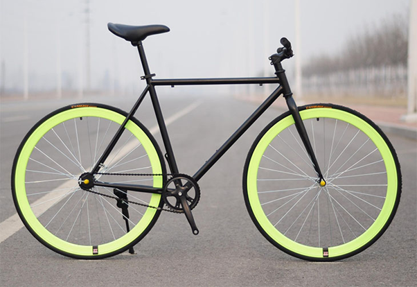 Trào lưu xe đạp Fixed Gear của giới trẻ: Hiểm nguy rình rập khôn lường - Ảnh 1.