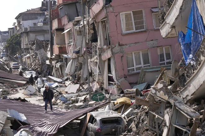 Bi kịch của người sống sót sau thảm kịch động đất kinh hoàng tại Thổ Nhĩ Kỳ: Thực sự là 1 cơn ác mộng - Ảnh 4.